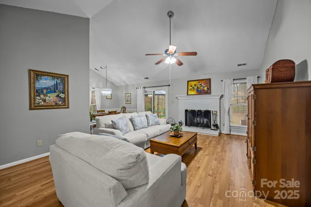 $319,900 | 1600 Rocky Glen Lane, Charlotte, NC 28214