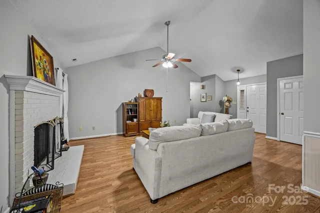 $319,900 | 1600 Rocky Glen Lane, Charlotte, NC 28214