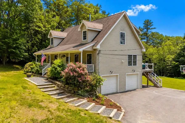 $579,900 | 177 Reservoir Road, Plymouth, NH 03264