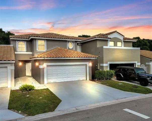 $569,900 | 11871 Northwest 57th Street, Unit 11871, Coral Springs, FL 33076