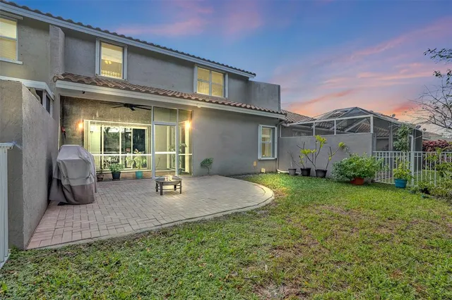 a house view with a outdoor space