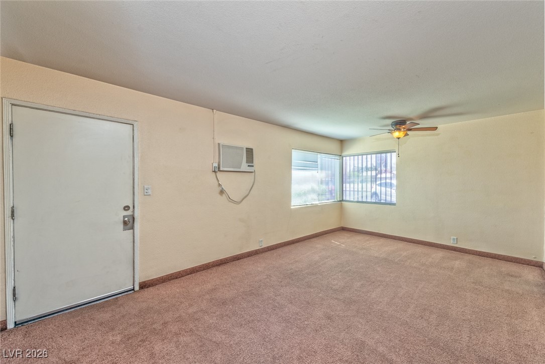 210 North 10th Street, Unit 4 Las Vegas, NV 89101 - Photo 5 of 14