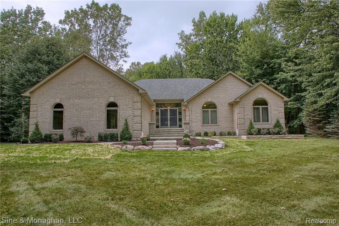 8738 Morrow Road Algonac, MI 48001 - Photo 1 of 40 Front.jpg