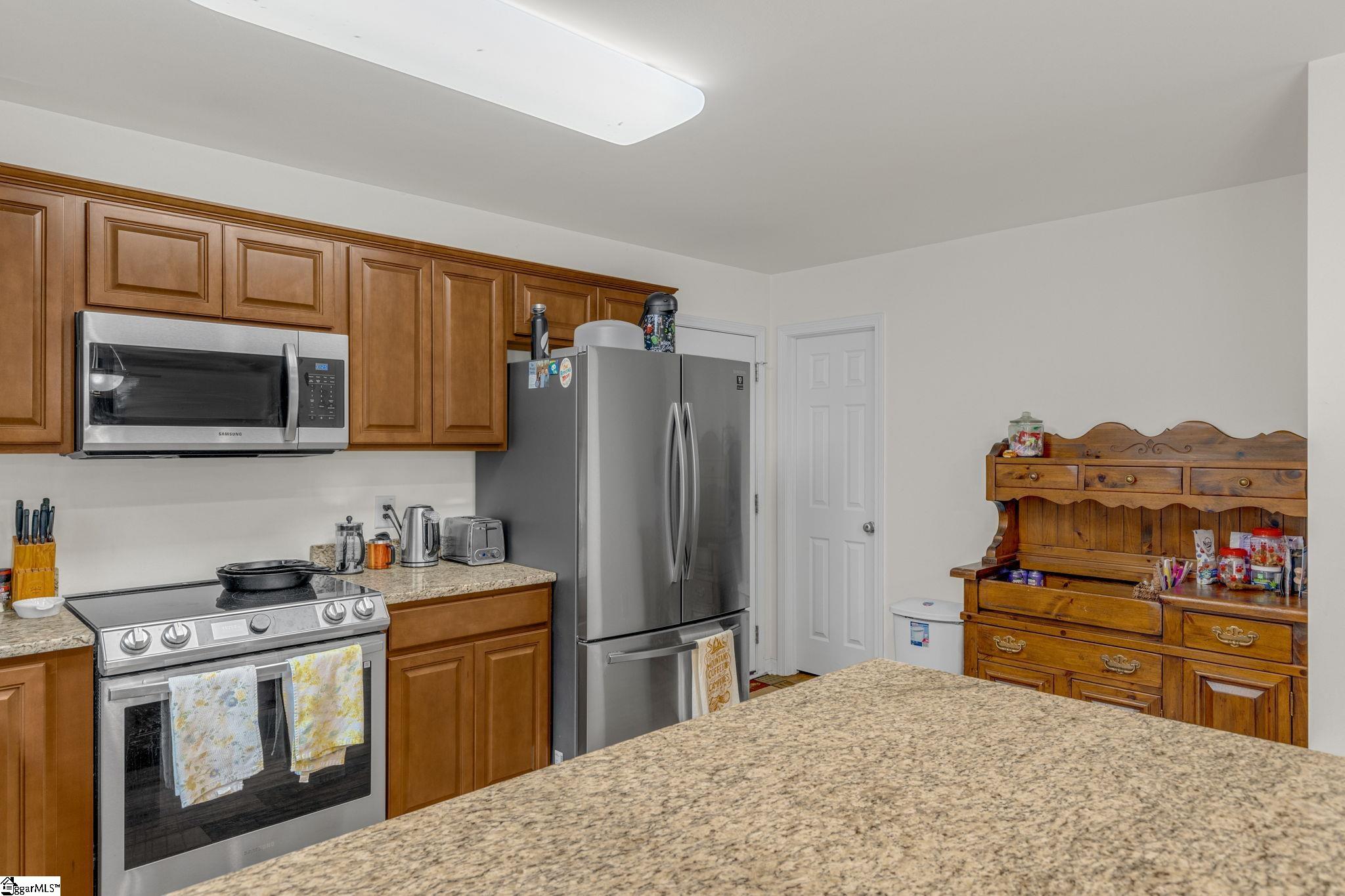 131 Tompkins Hl Lane Pickens, SC 29671 - Photo 13 of 38