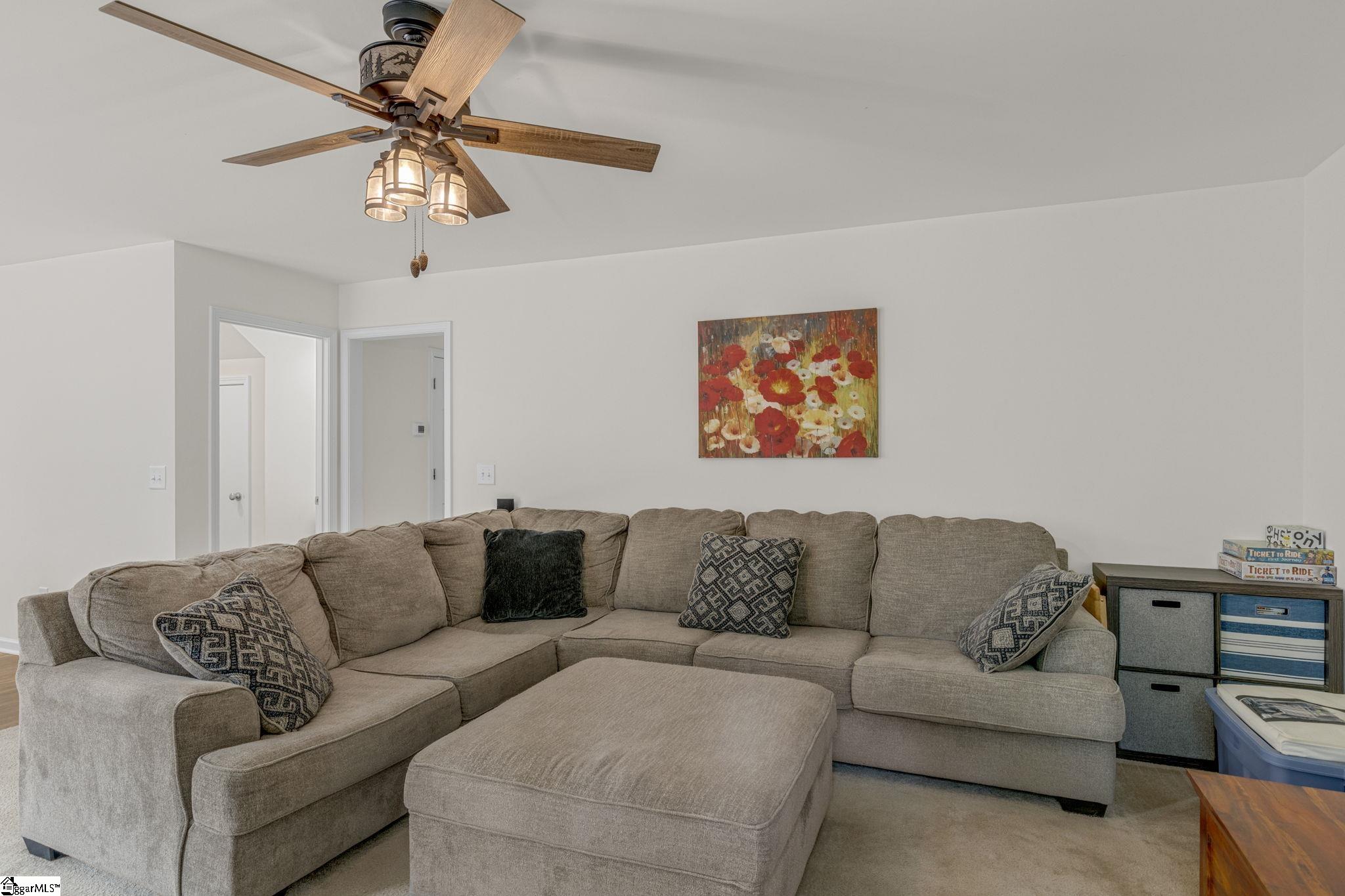 131 Tompkins Hl Lane Pickens, SC 29671 - Photo 9 of 38