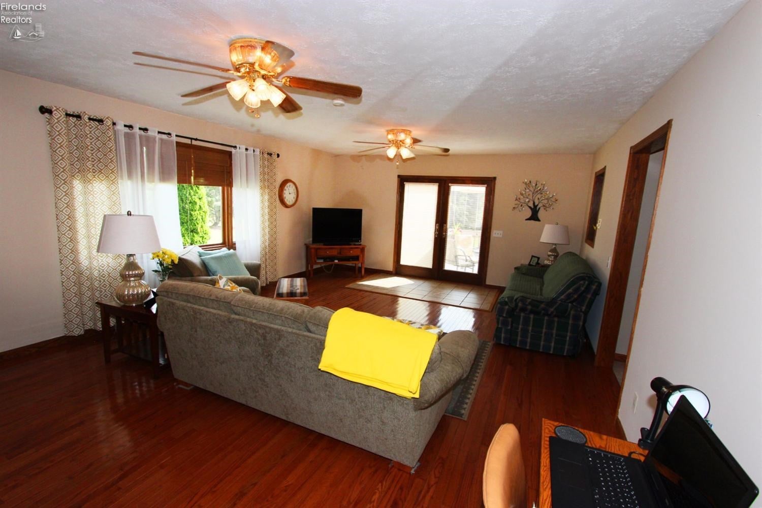 50944 Portman Road Amherst, OH 44001 - Photo 9 of 10 Gallery Image 9