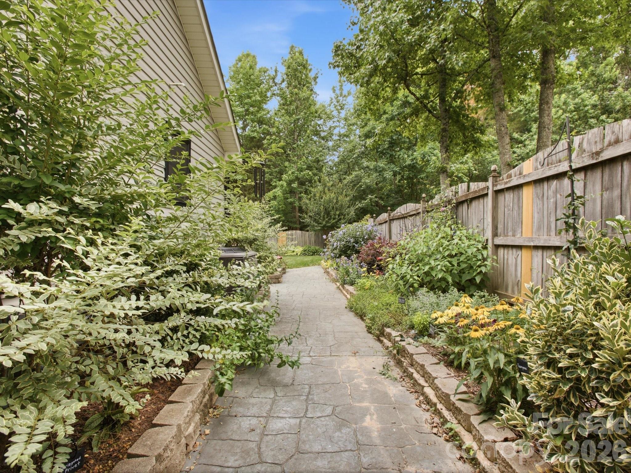 1102 Slate Ridge Road Matthews, NC 28104 - Photo 24 of 32
