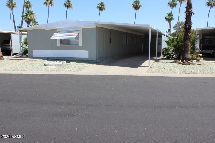 303 South Recker Road, Unit 50 Mesa, AZ 85206 - Photo 2 of 17 IMG_8162