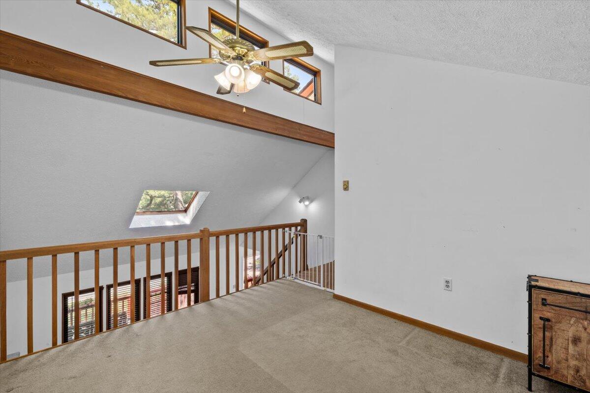 117 Manchester Drive Bushkill, PA 18324 - Photo 28 of 33 a view of entryway