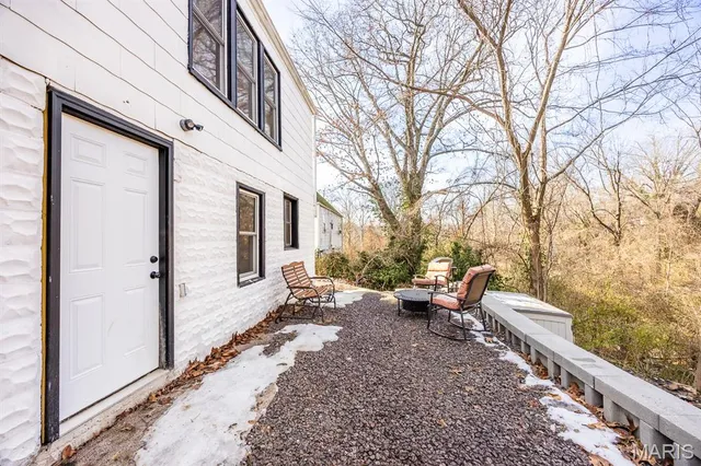 $129,900 | 1 Cedar Hill Street, Belleville, IL 62223