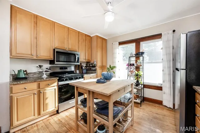 $129,900 | 1 Cedar Hill Street, Belleville, IL 62223