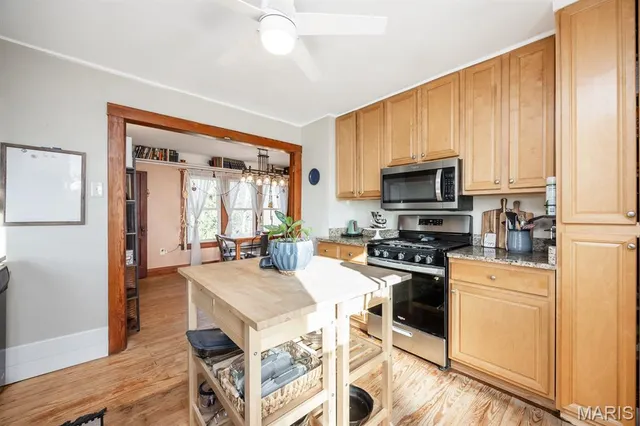 $129,900 | 1 Cedar Hill Street, Belleville, IL 62223