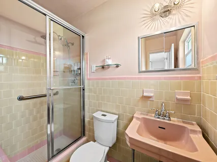 $814,900 | 1521 Northeast 40th Court, Oakland Park, FL 33334