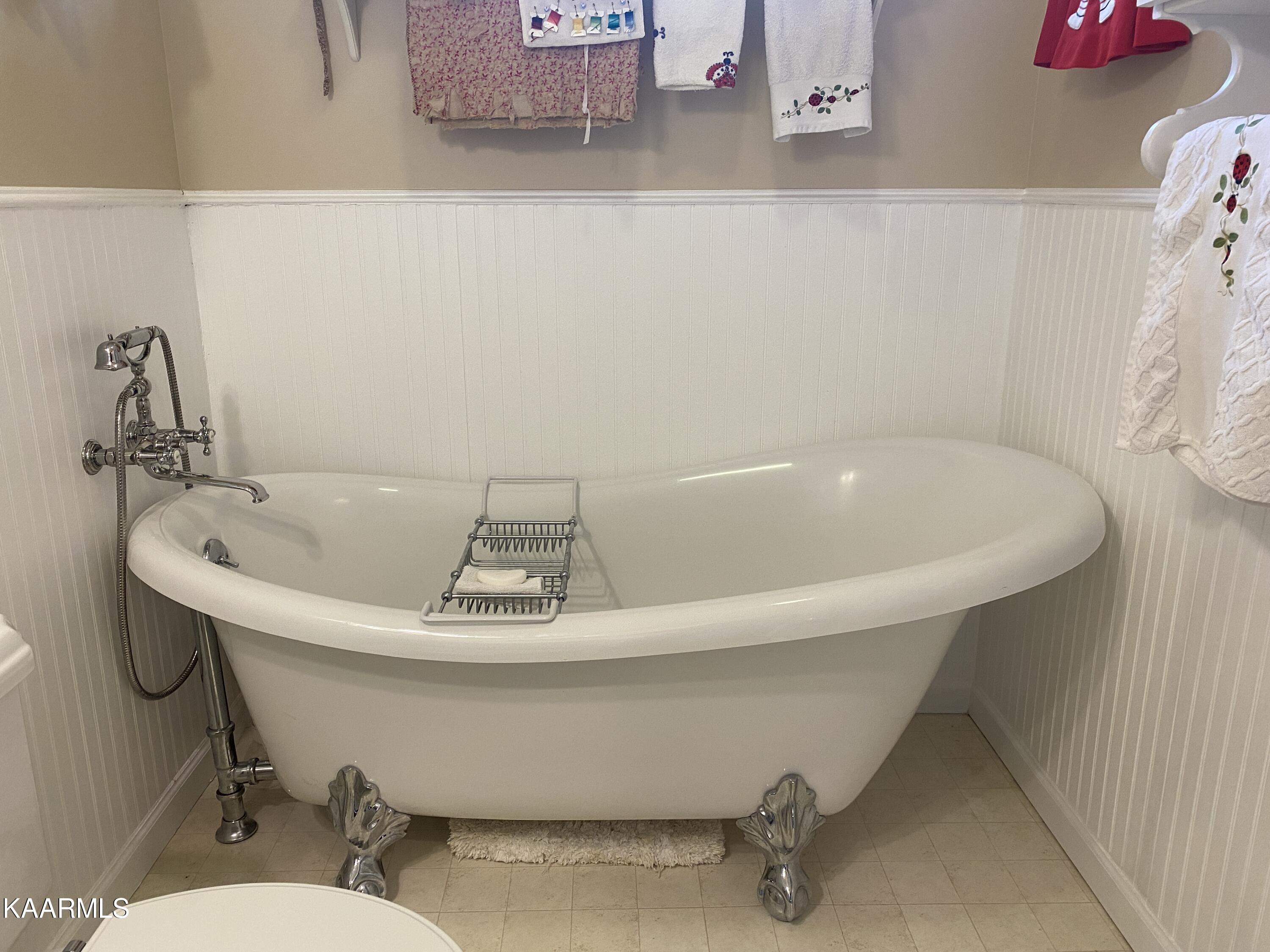 7129 Regency Road Knoxville, TN 37931 - Photo 21 of 56 IMG_5102