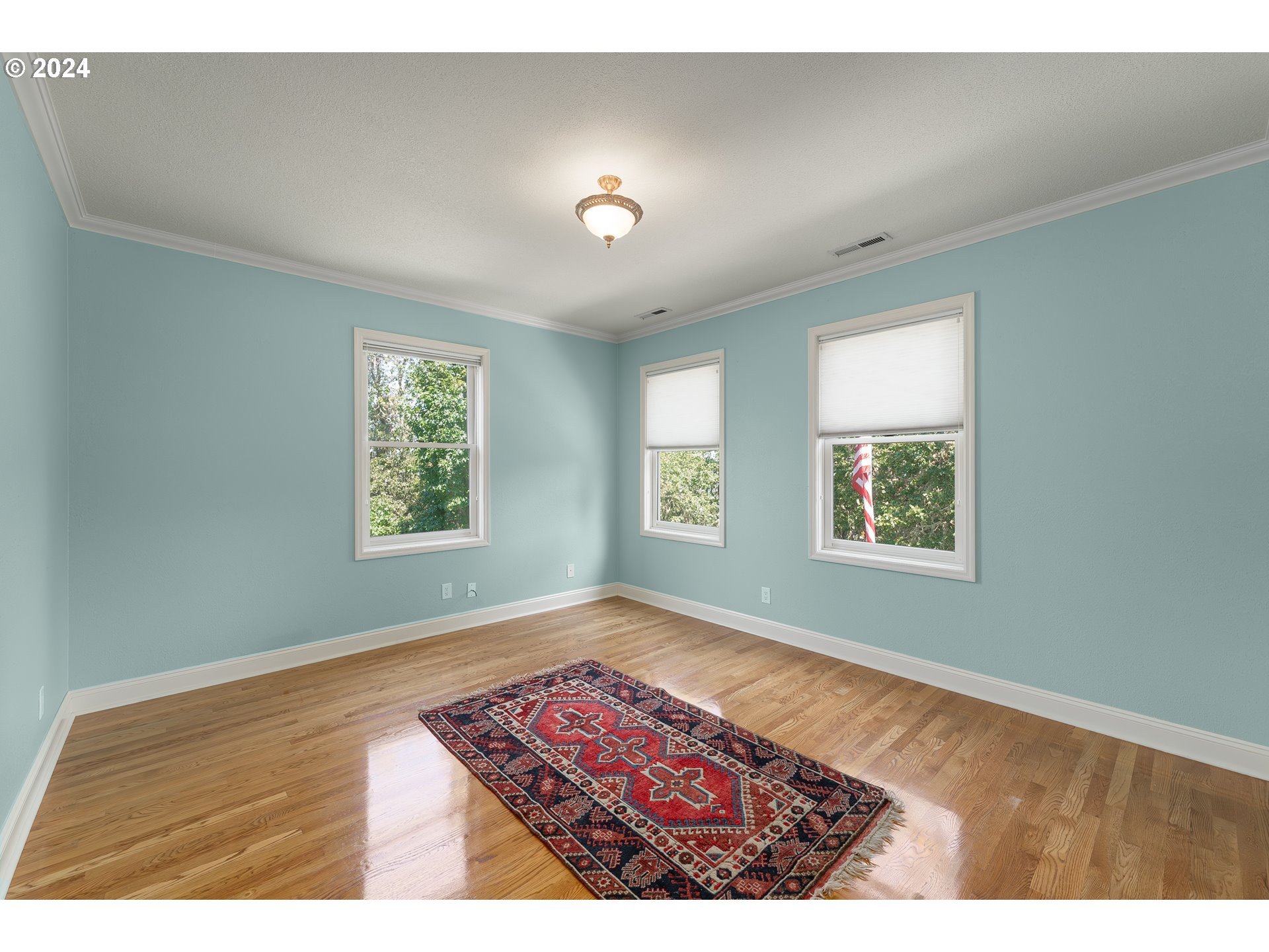380 Southeast Summit Drive Roseburg, OR 97470 - Photo 18 of 33 Bedroom