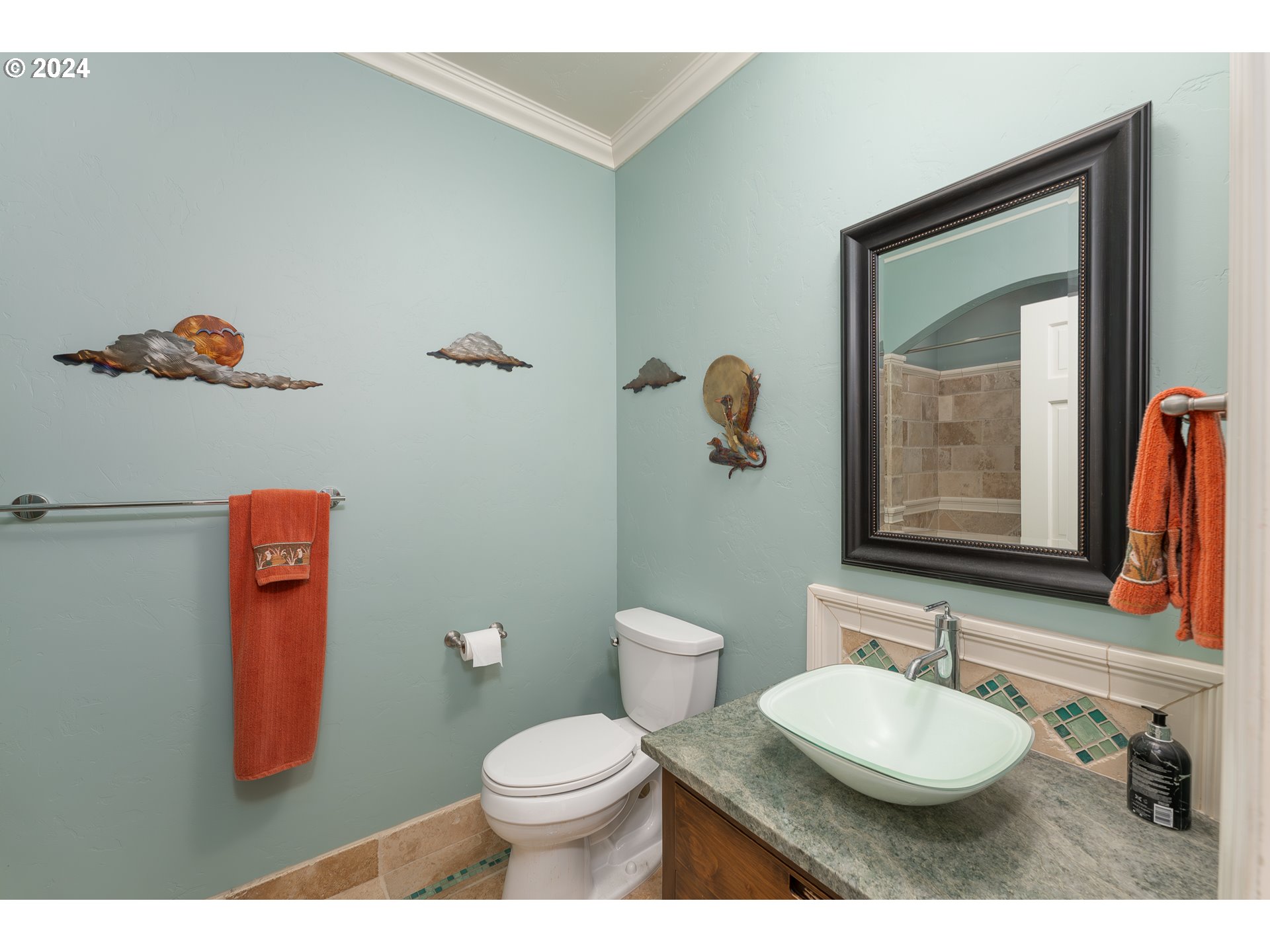 380 Southeast Summit Drive Roseburg, OR 97470 - Photo 19 of 33 Bathroom