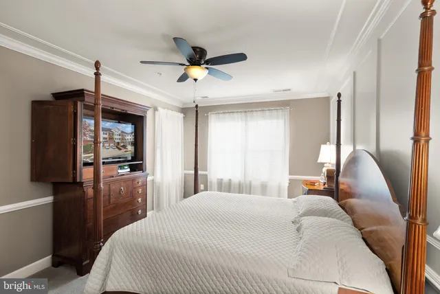 $464,900 | 15251 Royal Crest Drive, Unit 103, Haymarket, VA 20169