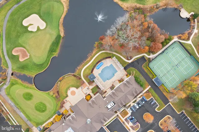 $464,900 | 15251 Royal Crest Drive, Unit 103, Haymarket, VA 20169