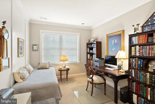 $464,900 | 15251 Royal Crest Drive, Unit 103, Haymarket, VA 20169