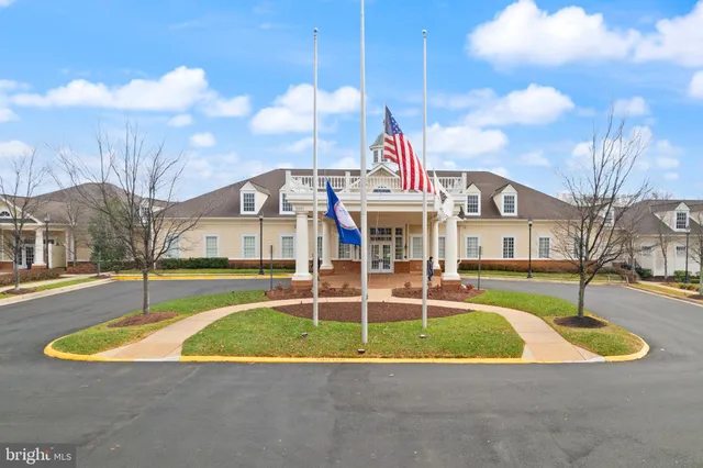 $464,900 | 15251 Royal Crest Drive, Unit 103, Haymarket, VA 20169