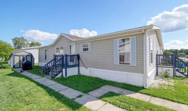 $74,900 | 243 Kirk, Adrian, MI 49221