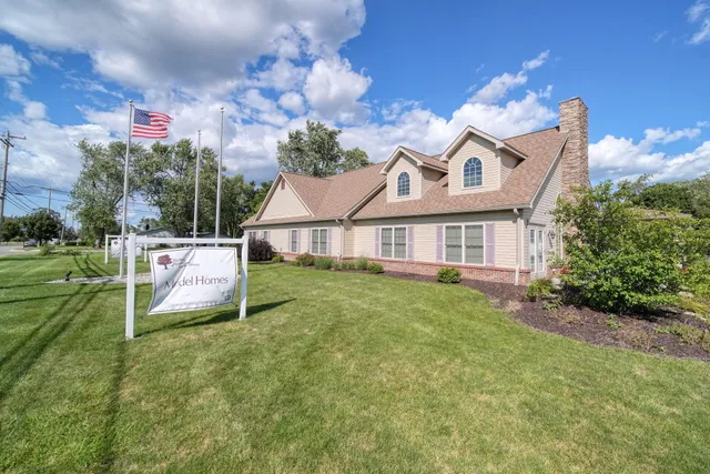 $74,900 | 243 Kirk, Adrian, MI 49221