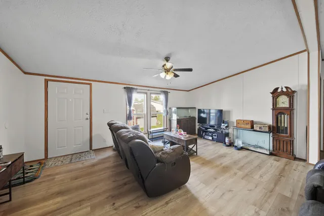 $74,900 | 243 Kirk, Adrian, MI 49221