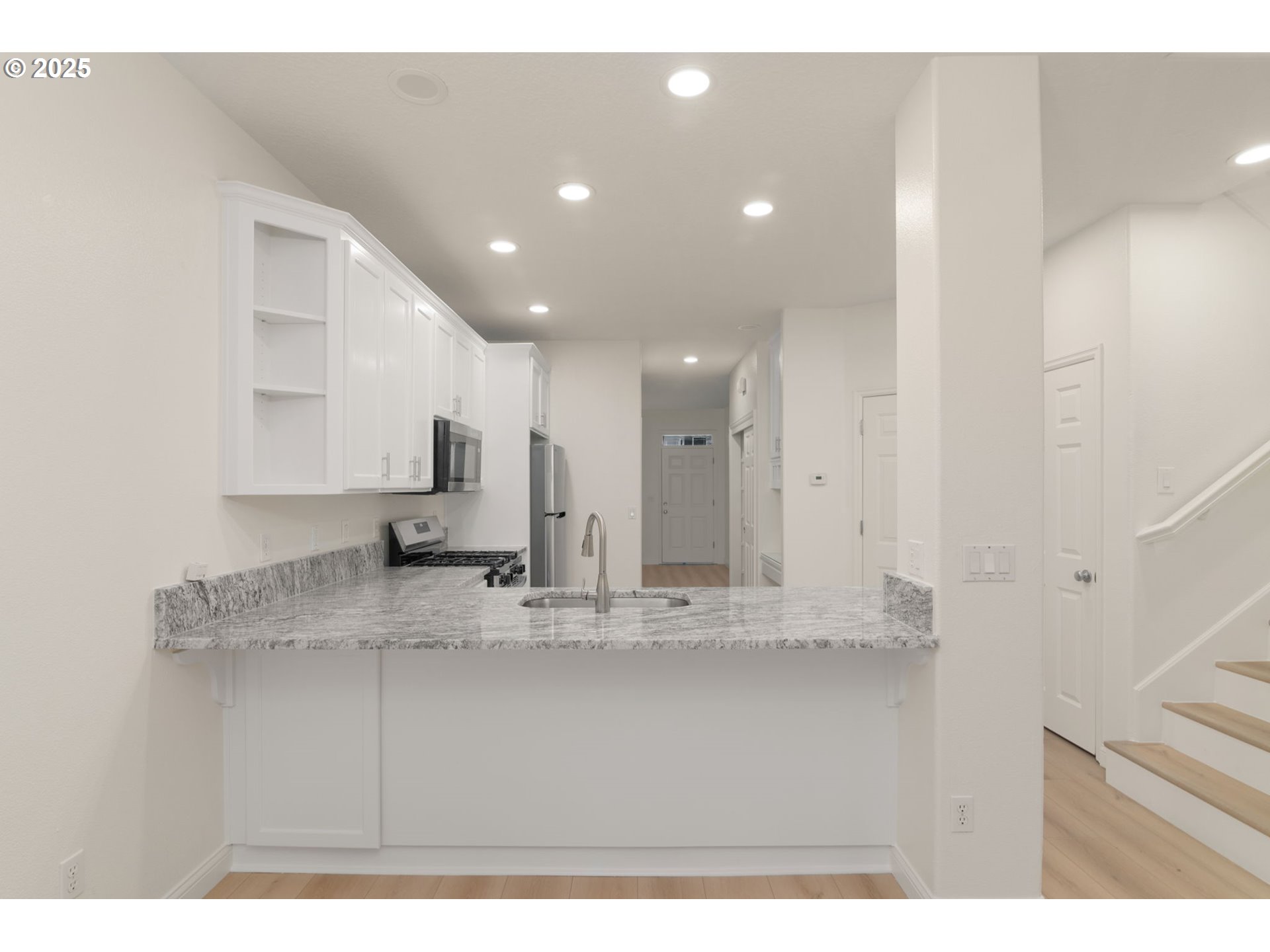 18568 Southwest Muirfield Street Beaverton, OR 97003 - Photo 12 of 24