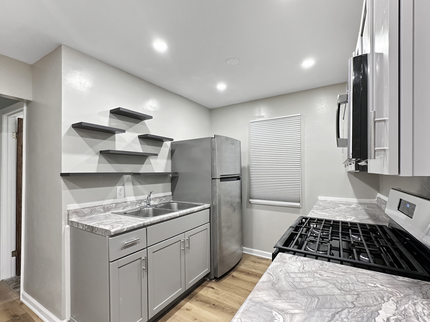 3515 Morgan Street, Unit 2 Steger, IL 60475 - Photo 3 of 12