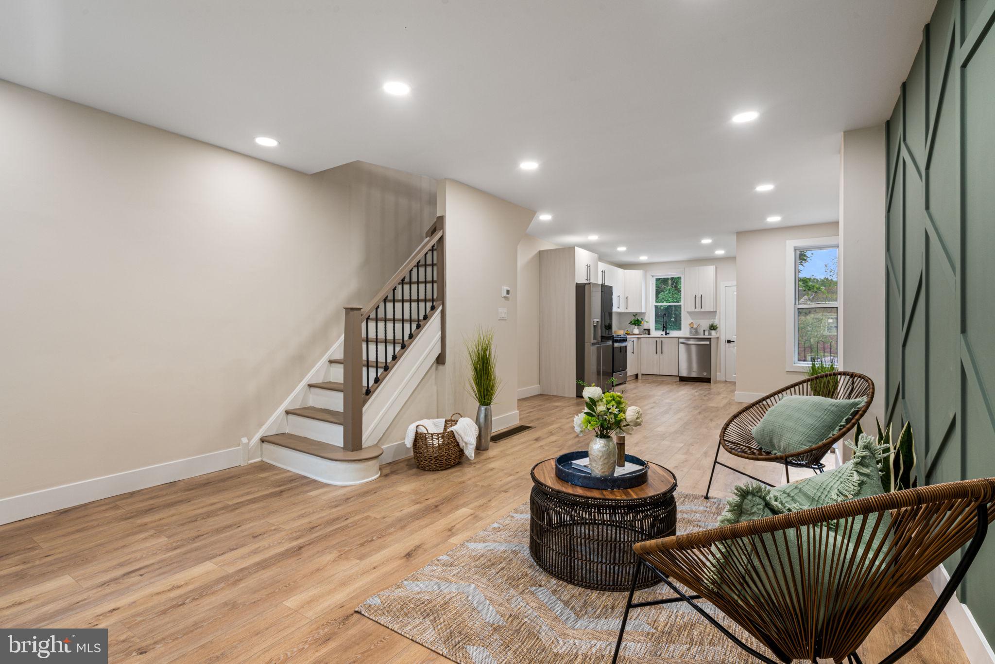 332 West Mt Pleasant Ave  