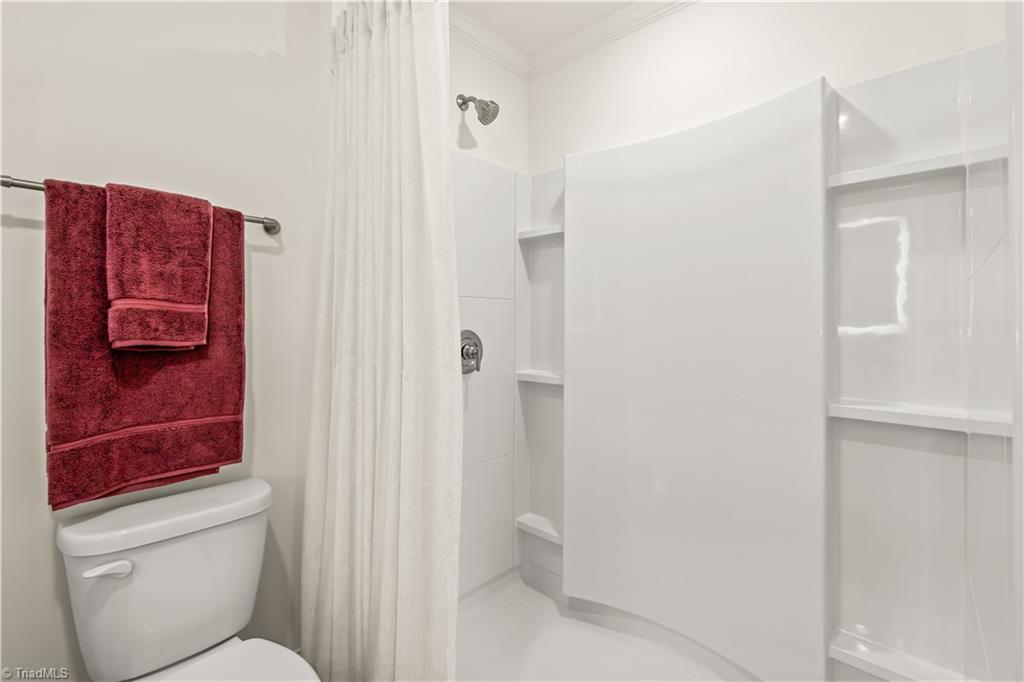 335 Rockspring Road High Point, NC 27262 - Photo 17 of 26