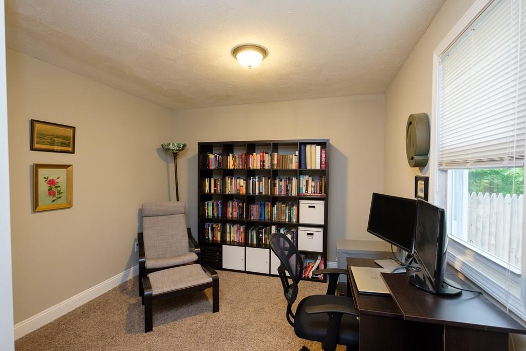 214 Totman Road Lowell, MA 01854 - Photo 11 of 31 Gallery Image 11