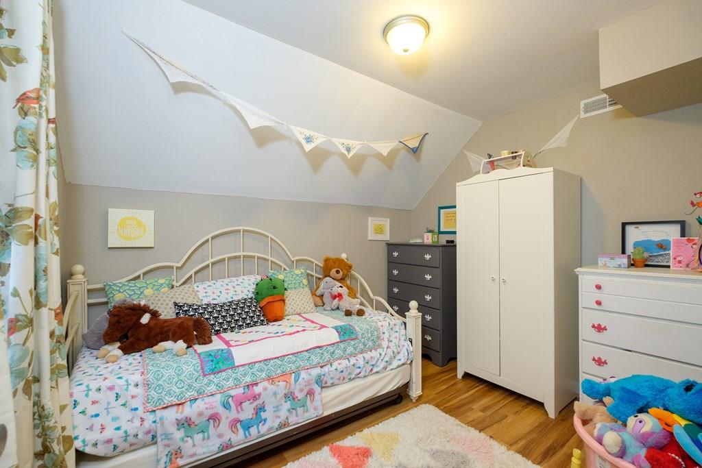 214 Totman Road Lowell, MA 01854 - Photo 20 of 31 Gallery Image 20