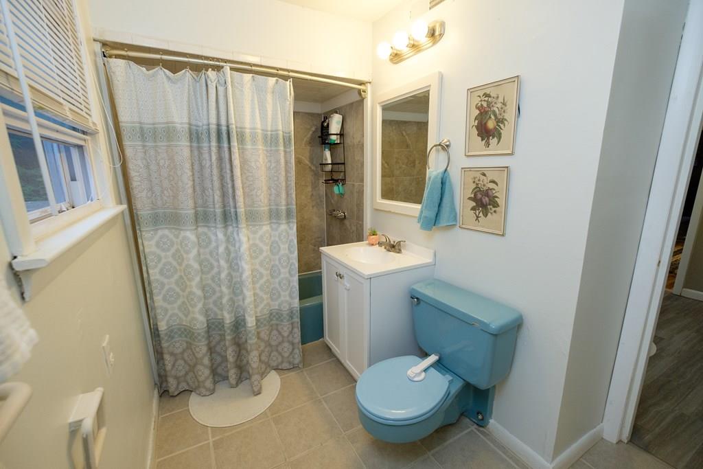 214 Totman Road Lowell, MA 01854 - Photo 25 of 31 Gallery Image 25