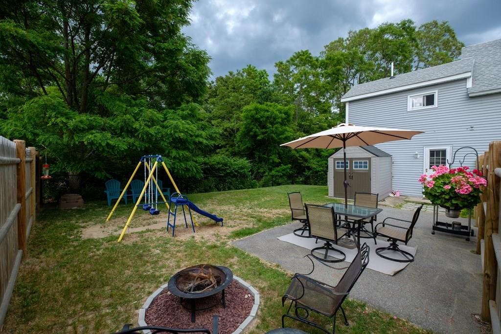 214 Totman Road Lowell, MA 01854 - Photo 7 of 31 Gallery Image 7