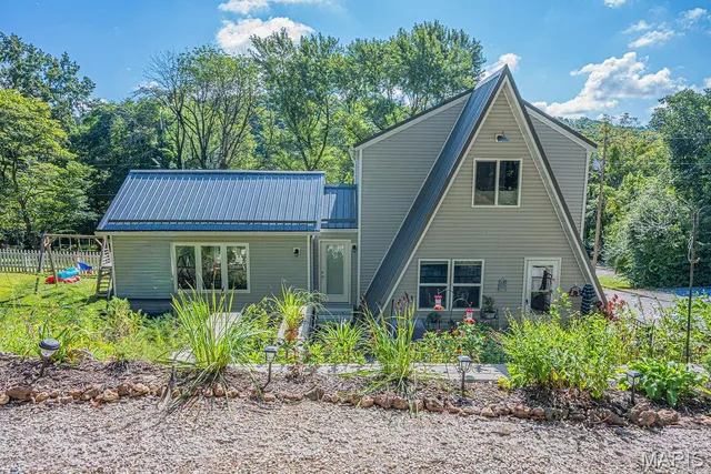 $315,000 | 19 Hermit Hollow Drive, Labadie, MO 63055