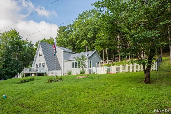 $315,000 | 19 Hermit Hollow Drive, Labadie, MO 63055