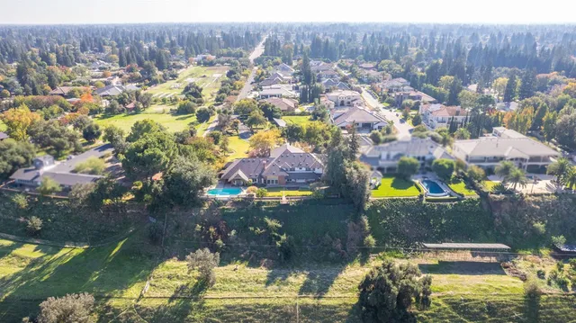 $2,450,000 | 2020 West Alluvial Avenue, Fresno, CA 93711