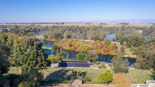 $2,450,000 | 2020 West Alluvial Avenue, Fresno, CA 93711