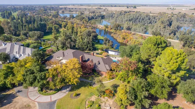 $2,450,000 | 2020 West Alluvial Avenue, Fresno, CA 93711