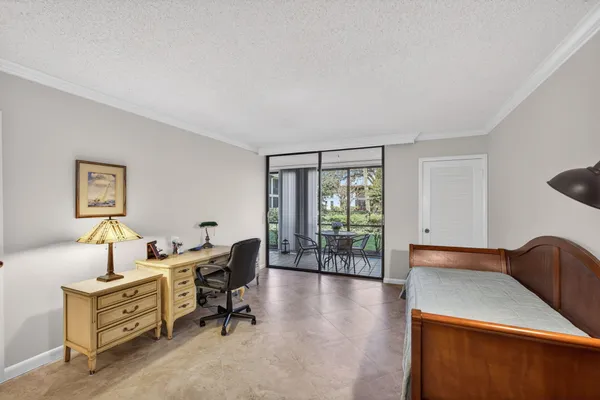 $395,000 | 14 Southeast Turtle Creek Drive, Unit B, Jupiter, FL 33469