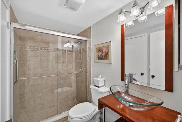 $395,000 | 14 Southeast Turtle Creek Drive, Unit B, Jupiter, FL 33469