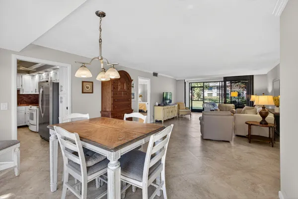 $395,000 | 14 Southeast Turtle Creek Drive, Unit B, Jupiter, FL 33469