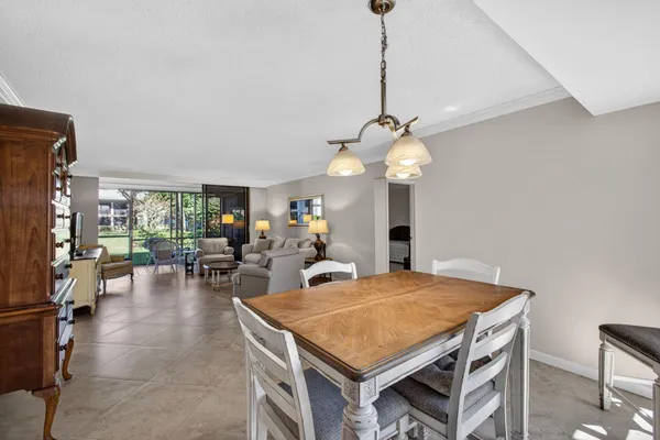 $395,000 | 14 Southeast Turtle Creek Drive, Unit B, Jupiter, FL 33469