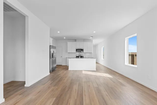 $273,990 | 237 Amy Street, Angleton, TX 77515