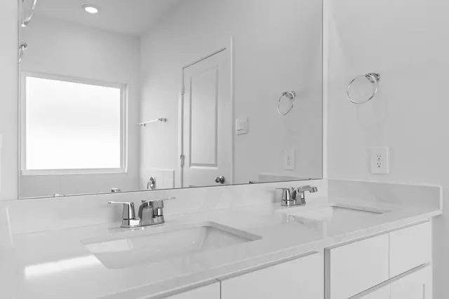 $273,990 | 237 Amy Street, Angleton, TX 77515