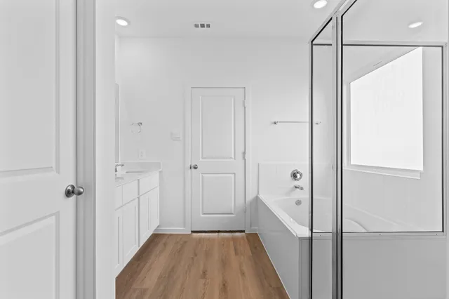 $273,990 | 237 Amy Street, Angleton, TX 77515