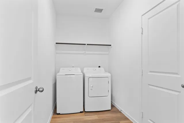 $273,990 | 237 Amy Street, Angleton, TX 77515