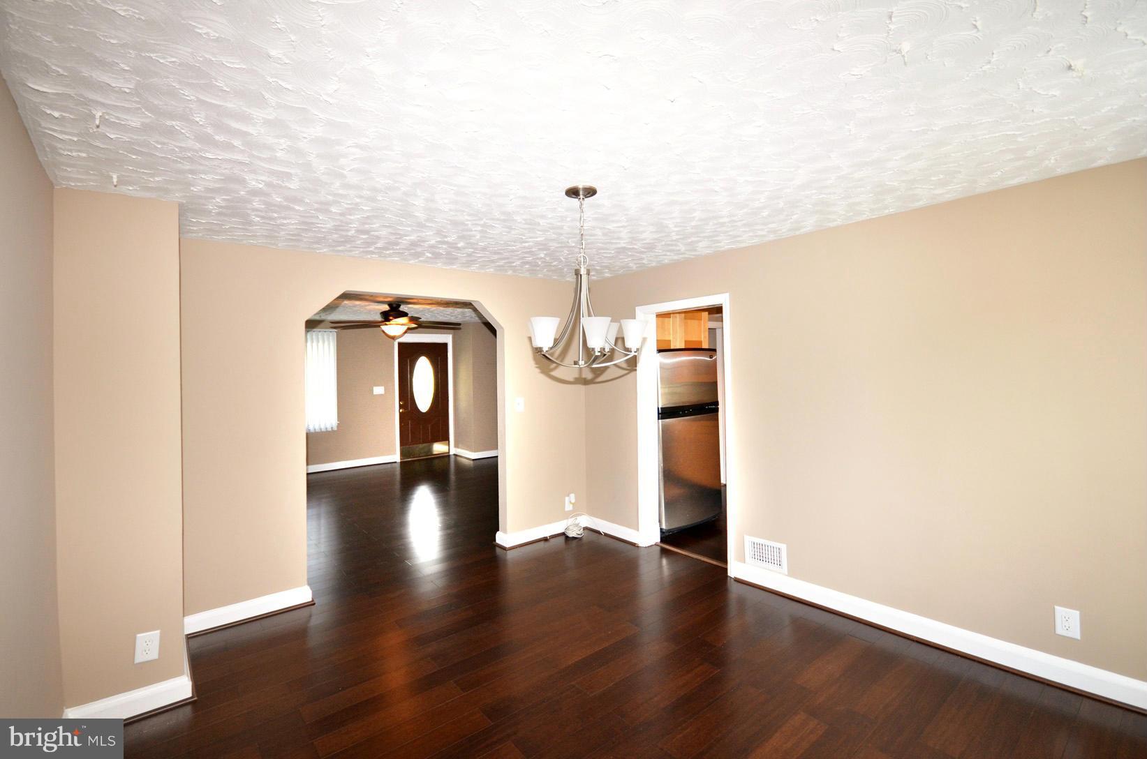 1007 Reverdy Road Baltimore, MD 21212 - Photo 7 of 30 Dining Room