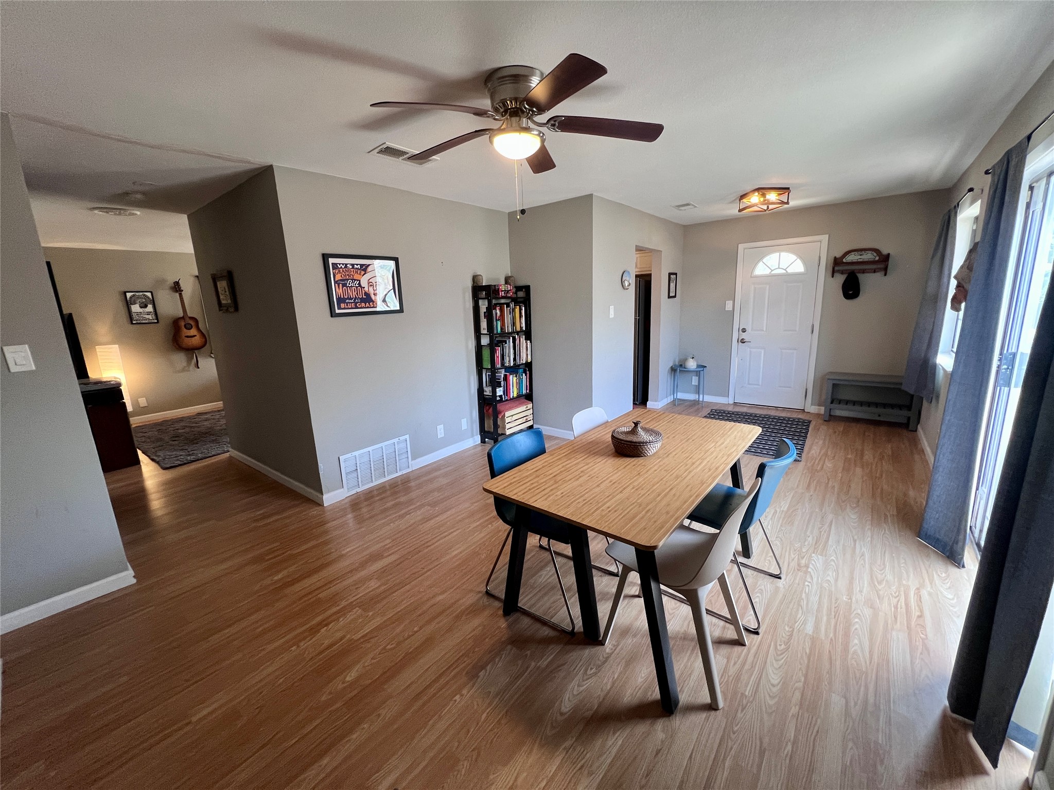 5710 Signal Point Austin, TX 78724 - Photo 4 of 16